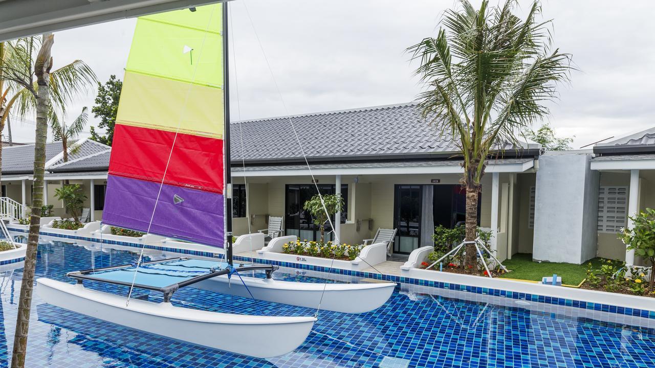 Tuana Hotels Brook Pool Access Chalong Eksteriør billede