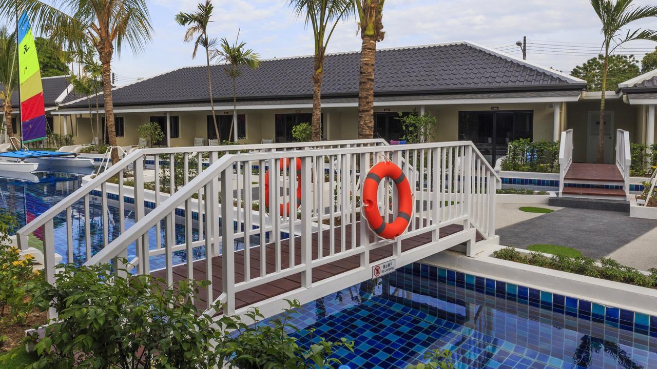 Tuana Hotels Brook Pool Access Chalong Eksteriør billede