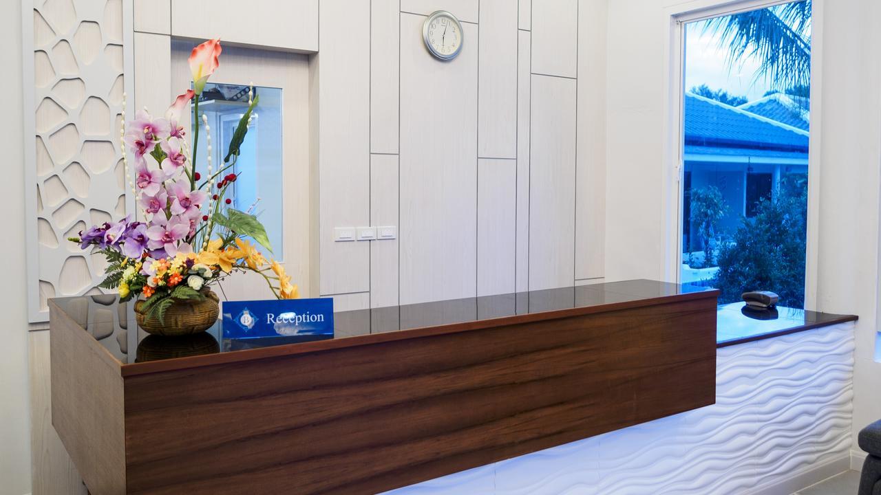 Tuana Hotels Brook Pool Access Chalong Eksteriør billede